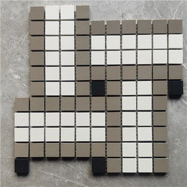 Keraamiliste põrandaplaatide mosaiik